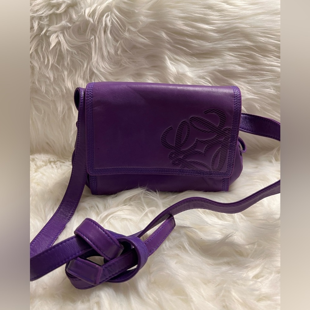LOEWE Crossbody bag soft leather in purple